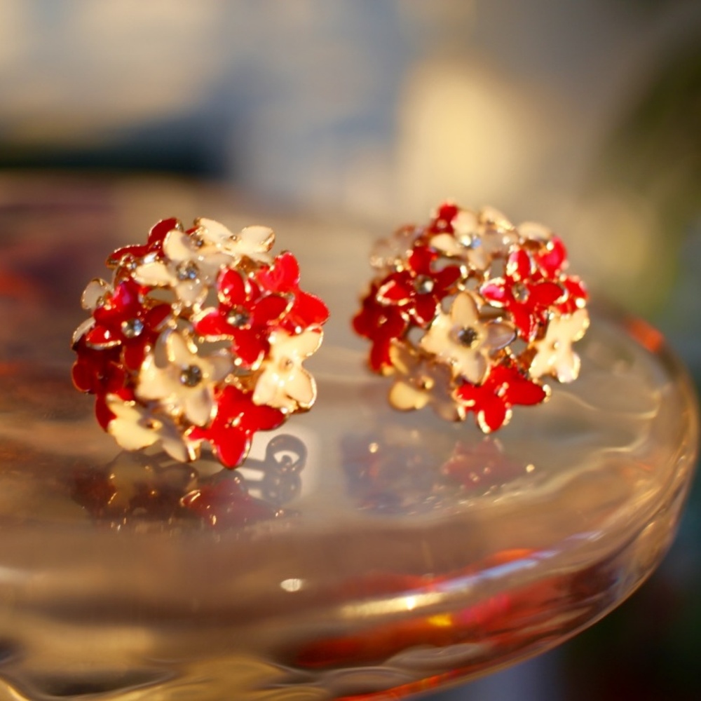 New 925 Four Leaf Flower Diamond Studs earrings